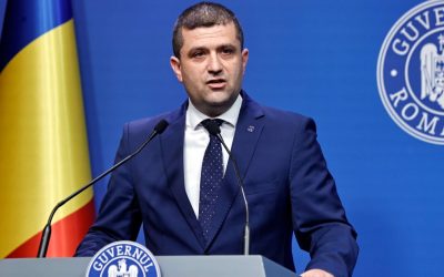 aD02MzAmemM9MSZoYXNoPWI4N2NmNDJkMjQ2MzFjODg0MzI5MTIzZGMxY2RkNjNk.thumb_.jpg - RevistaPolitica