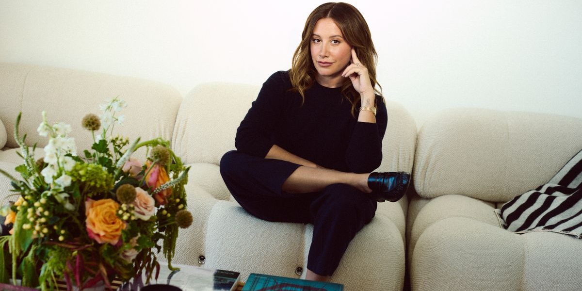 5836eba541140ecbb01f82e3856576dbff-ashley-tisdale.1x.rsocial.w1200.jpg - RevistaPolitica