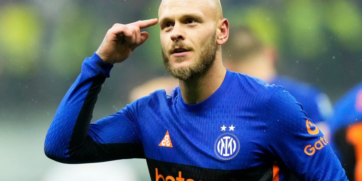 73f1242ad0026bba90512e33d150ea0eb068103635455e46e668094b4fb31d17.jpg - RevistaPolitica