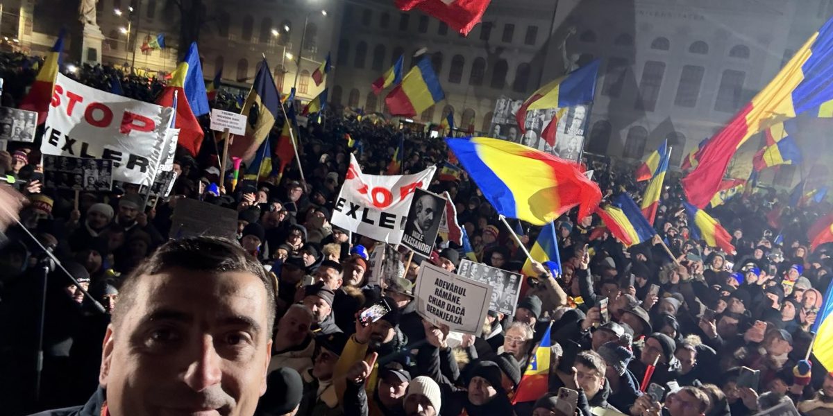 AUR mobilizează pentru proteste: "Călin Georgescu preşedinte!", strigă în drum - RevistaPolitica