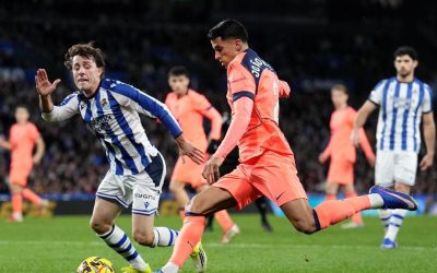 rotaciones y primera titularidad de Cancelo