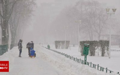 Ninsorile și lapovița se extind în mare parte din țară. Cod galben și portocaliu emis de meteorologi