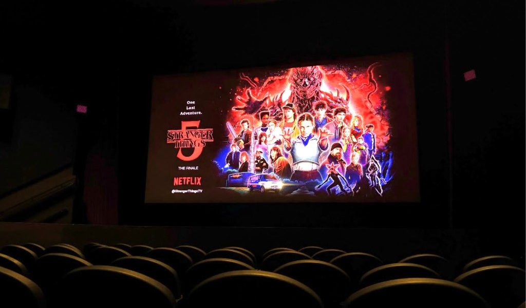 StrangerThingsTheater.jpg - RevistaPolitica