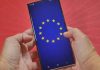 Telefoane-mobile-update-android-lege-UE.jpg - RevistaPolitica