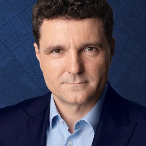 Urgența rezolvării problemei liceelor româneşti din Ucraina, susținută de Nicuşor - RevistaPolitica