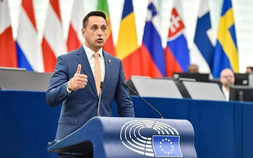 Vlad Dan Gheorghe, desemnat Consilier Onorific al Premierului - RevistaPolitica