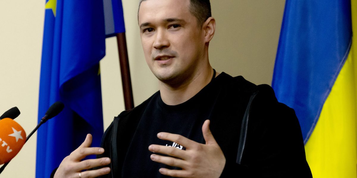 aGFzaD1mMWM2MGZkOWUzZTZjNTA2ZTE0ZGIzYzhiYWMwMTIwYQ.thumb_.jpg - RevistaPolitica