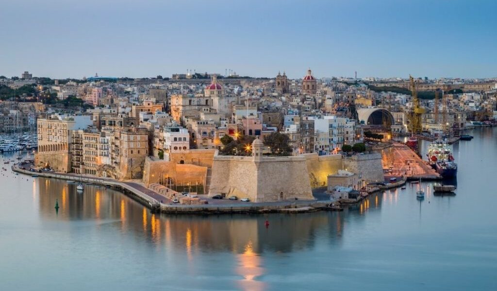 alerts-12-1024x718.jpg - RevistaPolitica