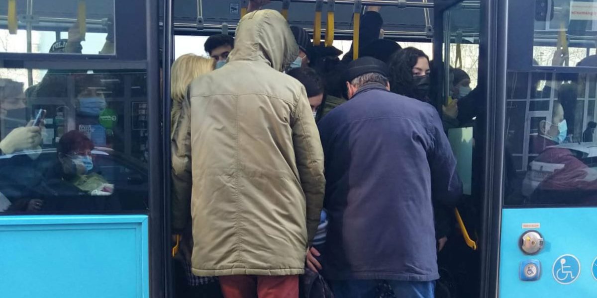 autobuze-2-1.jpg - RevistaPolitica