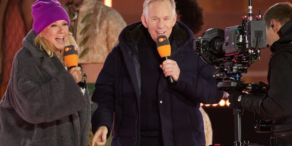 die-moderatoren-andrea-kiewel-und-johannes-b-kerner-stehen-bei-der-zdf-show-celebrate-at-the-gate-vo.jpeg - RevistaPolitica