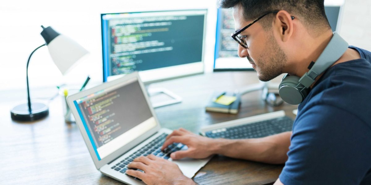 monk-made-scaled.jpg - RevistaPolitica