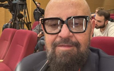 piedoneironizeazaciucu-e1769716404358.jpg - RevistaPolitica