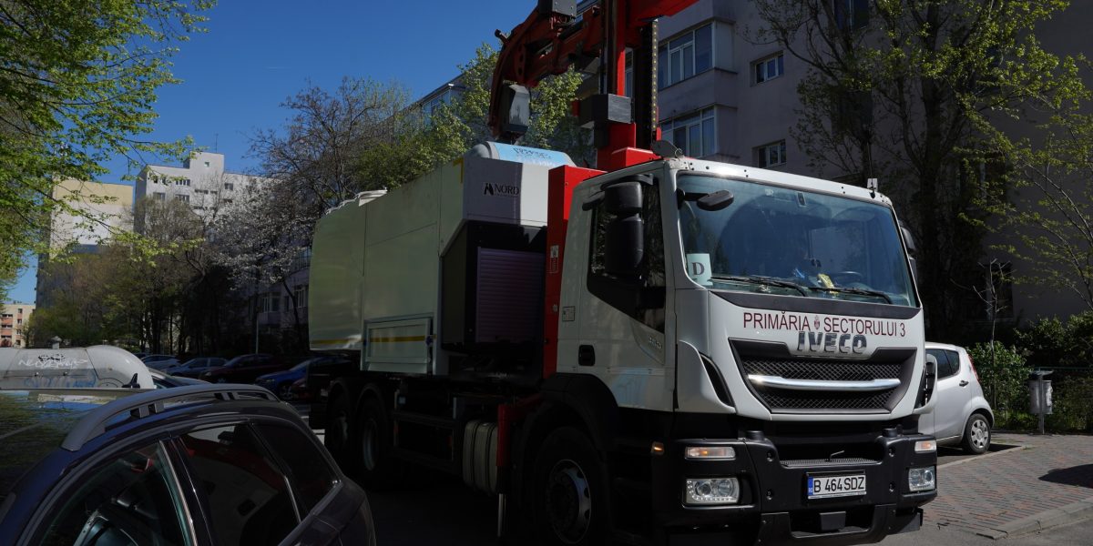 reciclare_pubele.jpeg - RevistaPolitica