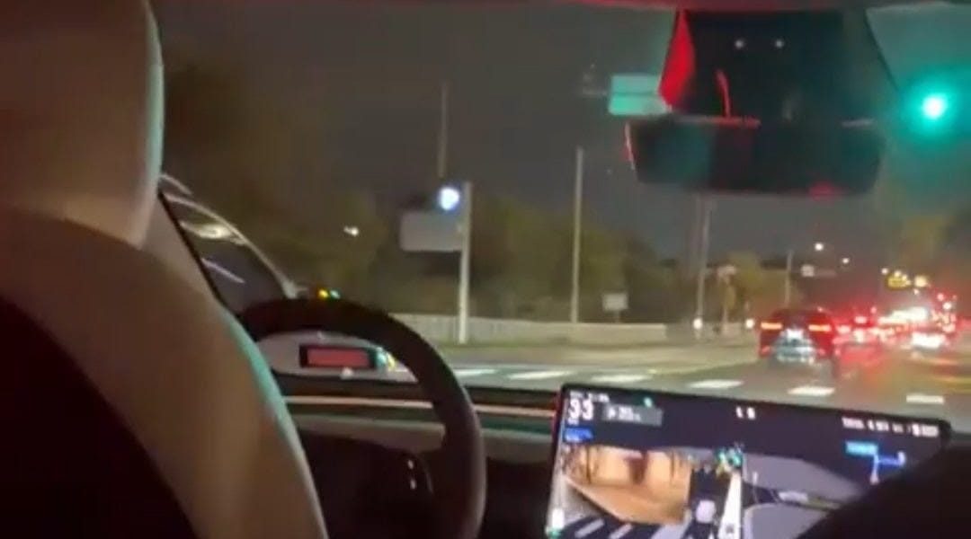 robotaxi.jpg - RevistaPolitica