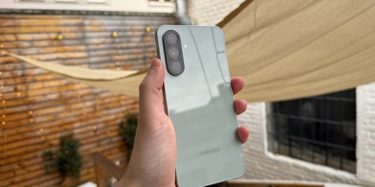 samsung-a57-design-specificatii.jpg - RevistaPolitica