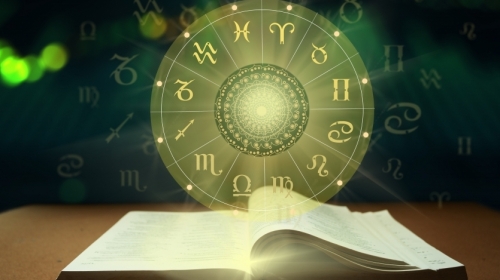 shutterstock-book-of-zodiac-sign-wheel-of-fortune-and-constellation-study-for-foretell-education-cou.jpeg - RevistaPolitica