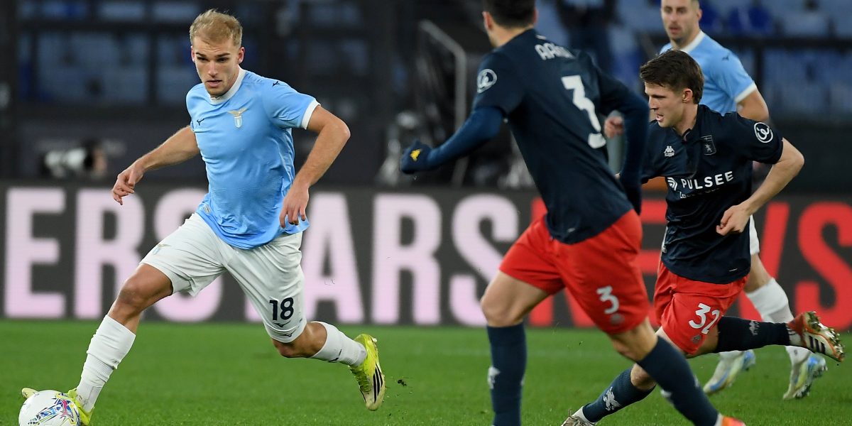 ss-lazio-v-genoa-cfc-serie-a-4.jpg - RevistaPolitica