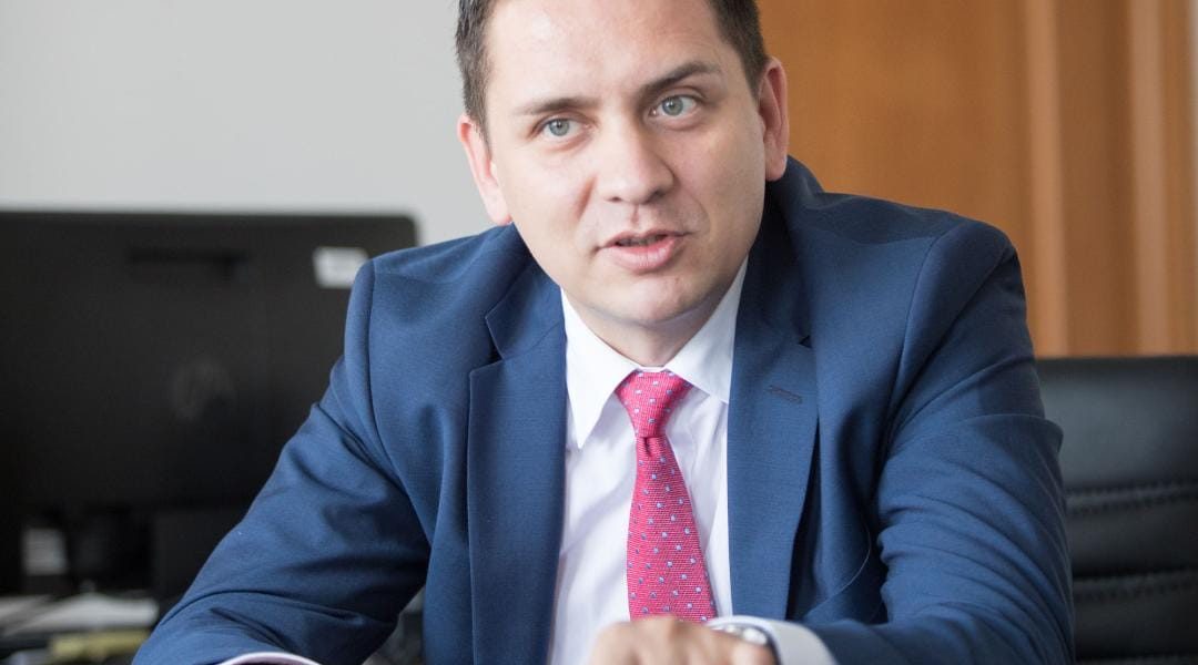 „Tăierile” populiste și restructurările instituționale periclitează siguranța piețelor, afirmă Wlassopol - RevistaPolitica