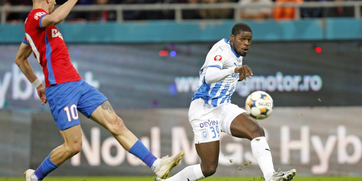 698d9447ba52e6-universitatea.JPG - RevistaPolitica