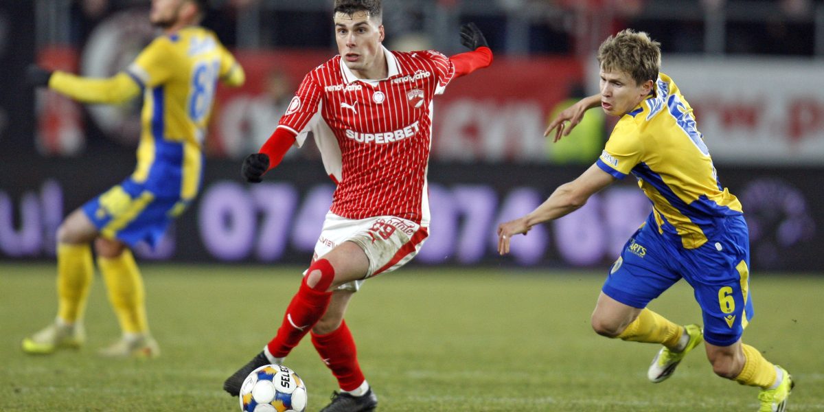 698d94fcb532f8-dinamo.JPG - RevistaPolitica