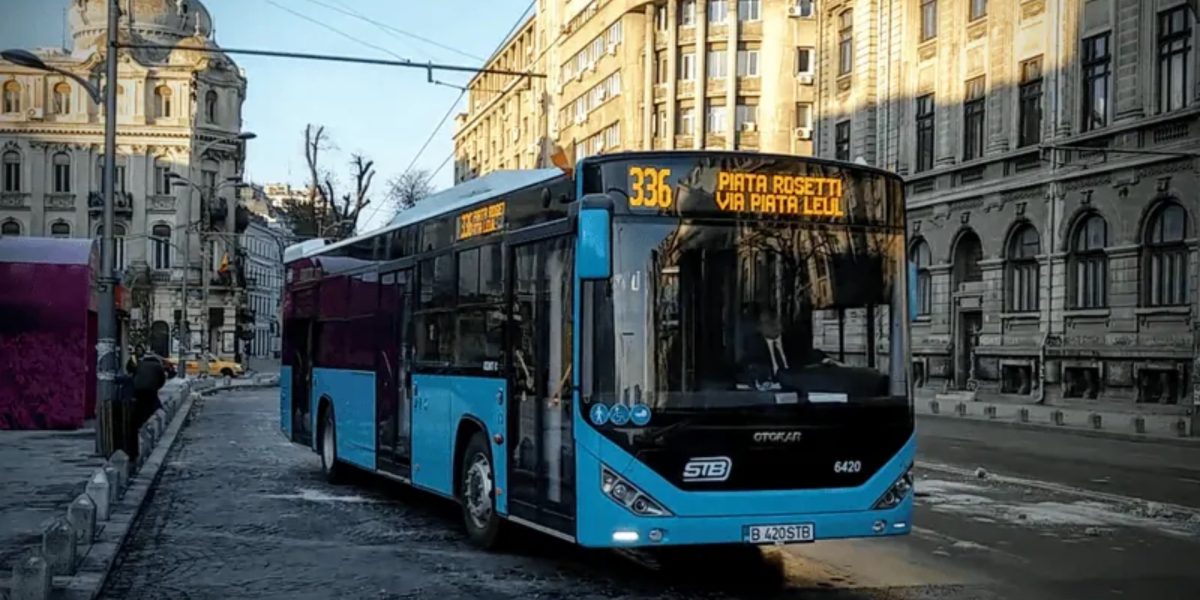 Autobuzele-Okocar-stau-in-garaj.jpg - RevistaPolitica
