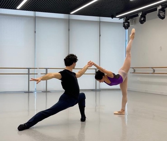 Karina-Gonzalez-si-Angelo-Greco-la-Bucuresti_foto-Arhiva-personala.jpeg - RevistaPolitica