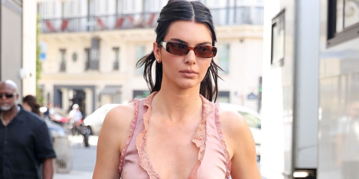 Kendall-Jenner-vogue-170226-credit-Backgrid.jpg - RevistaPolitica