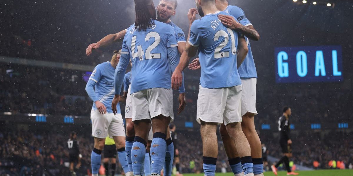 Manchester City - Fulham 3-0 » Formația lui Pep Guardiola a rezolvat lucrurile în 15 minute și ține aproape de Arsenal