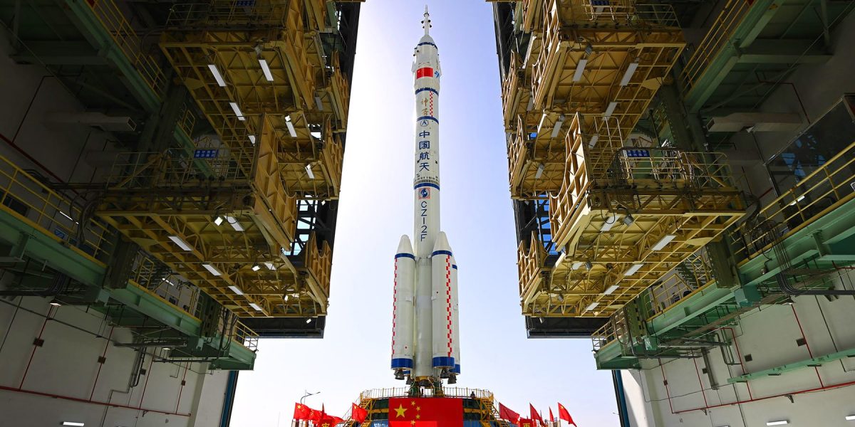 O-racheta-chineza-utilizata-pentru-explorarea-spatiului.jpg - RevistaPolitica