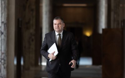 OUG din administrație garantează rotirea funcțiilor de conducere, spune Cseke - RevistaPolitica