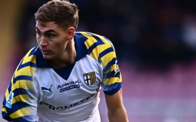 Bologna-Parma, dopo due minuti Pellegrino a terra per un colpo alla testa - 9' - (0-0)