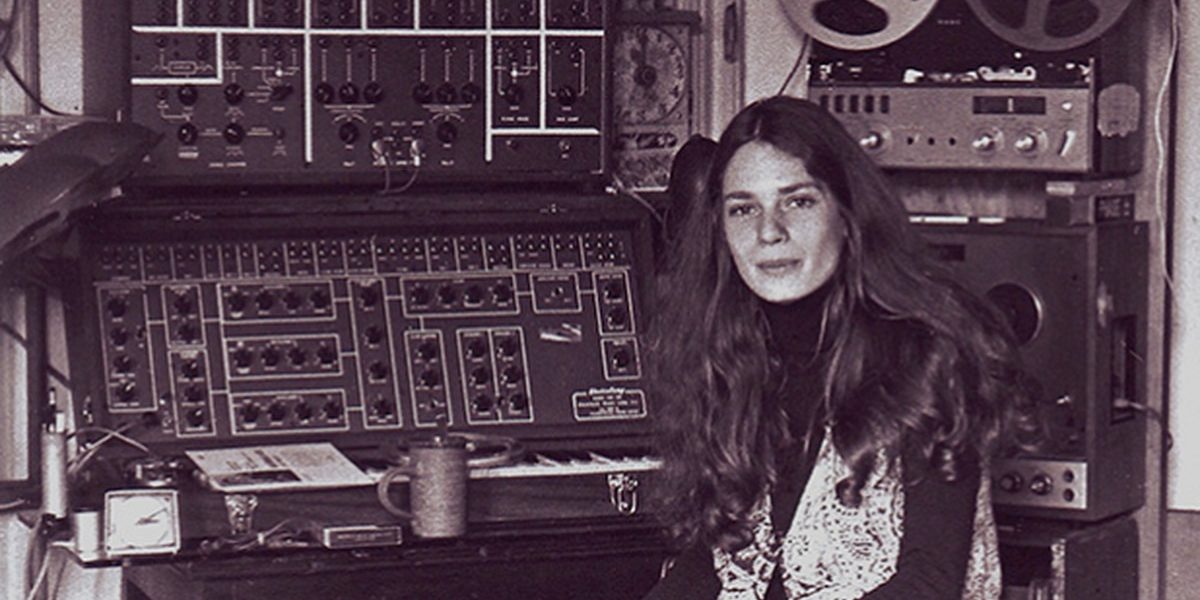 Pioniera-muzicii-electronice-explica-diferenta-dintre-muzica-algoritmica-si-AI.jpg - RevistaPolitica
