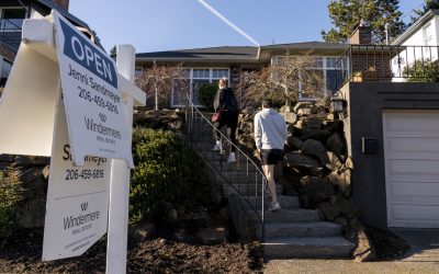 Mortgage rates hit lowest level in nearly 4 years