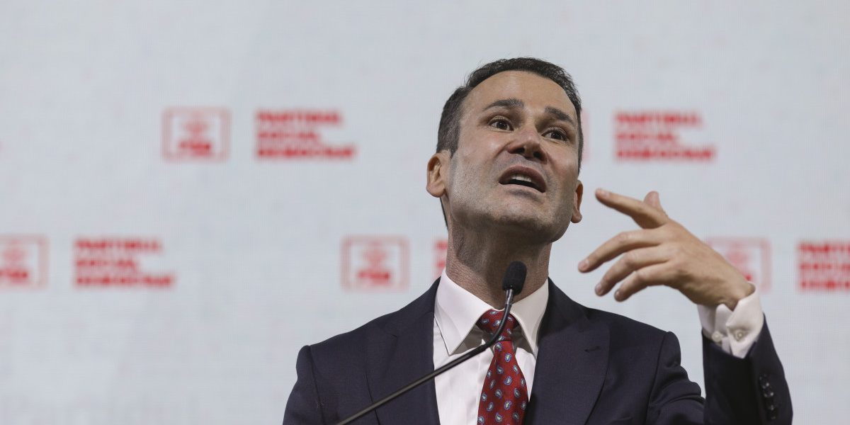 Robert Negoiță, vizat de DNA într-un dosar de corupție. Procurorii fac percheziții la Primăria Sectorului 3