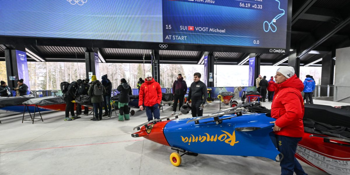 VIDEO JO 2026 Echipajul României de bob – 2 masculin, pe locul 5 după manșa a treia. Ultima manșă, de la ora 22.00, pe TVR Sport