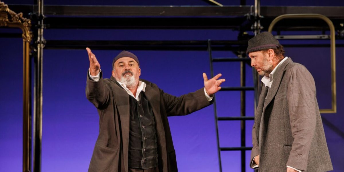 Spectatorle-Bucuresti-PB.jpeg - RevistaPolitica