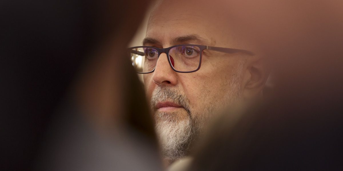 YTI1YzA2MjA3NjVjOTdmYTZjMThmYzc4NmU.thumb_.jpg - RevistaPolitica