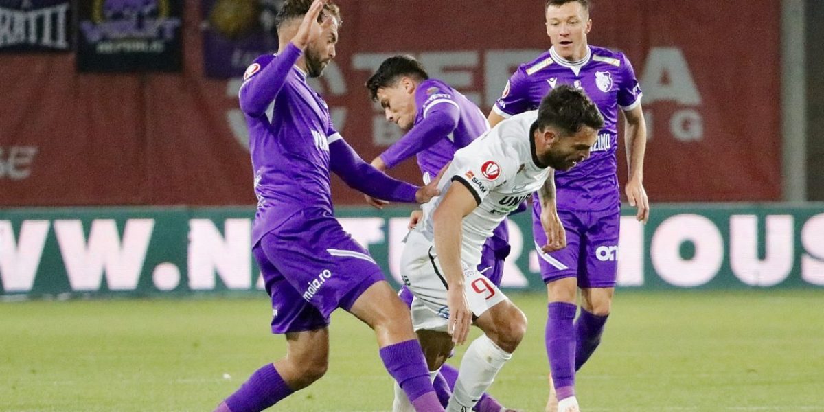 afc-hermannstadt-sibiu-fc-arges-superliga-superbet-26092025.jpg - RevistaPolitica