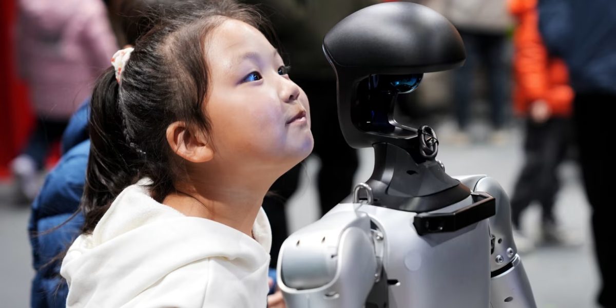 china-roboti.jpg - RevistaPolitica