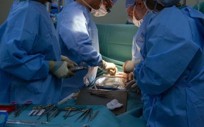 chirurgi-e1764485939950.jpg - RevistaPolitica