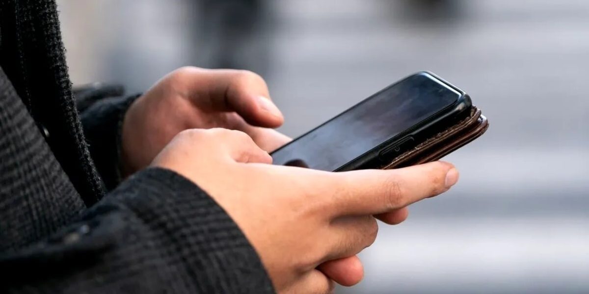 cum-functioneaza-zero-click-hackeri-telefon.jpg - RevistaPolitica