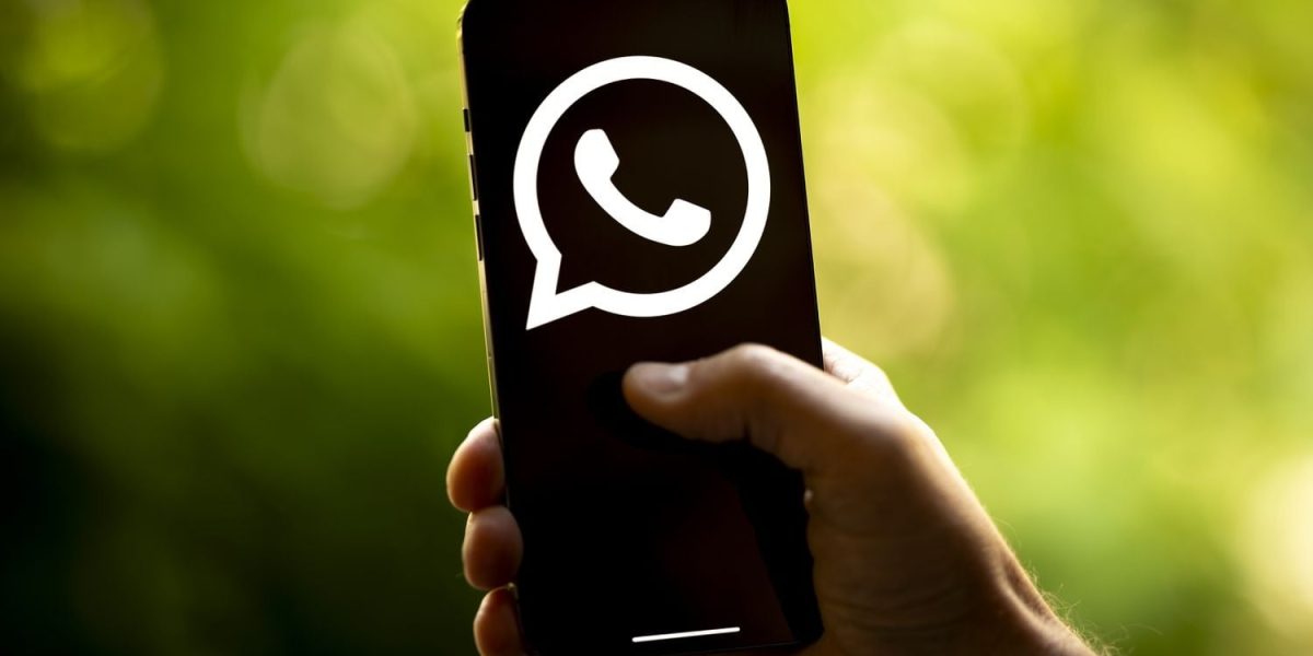 cum-traduci-conversatii-in-whatsapp.jpg - RevistaPolitica