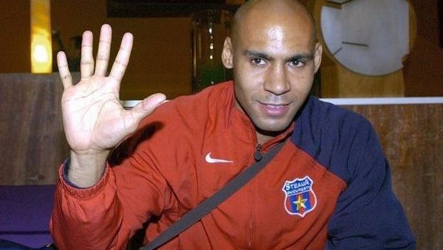 duckadam-19.jpg - RevistaPolitica