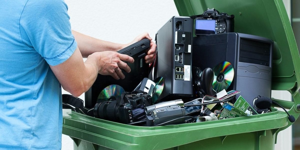 electrocasnice-vechi.jpg - RevistaPolitica