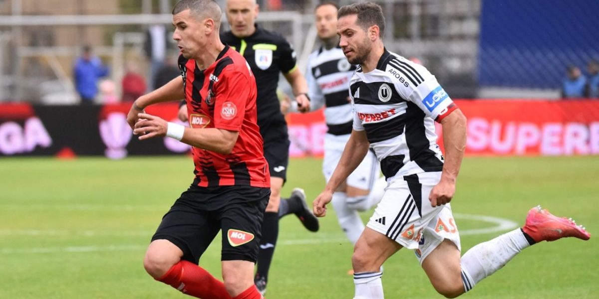 fk-csikszereda-miercurea-ciuc-fc-universitatea-cluj-superliga-superbet-04102025.jpg - RevistaPolitica