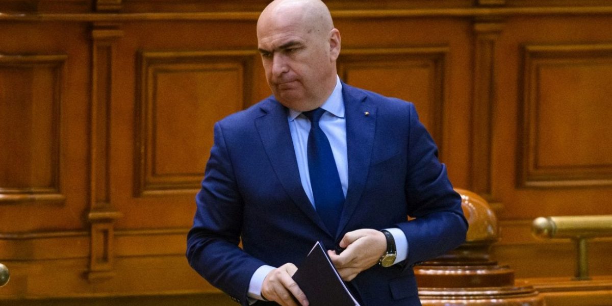 ilie-bolojan-s-a-enervat-la-parlament-cand-a-fost-intrebat-de-ceasul-purtat-va-rog-nu-mai-mintiti-es.jpeg - RevistaPolitica