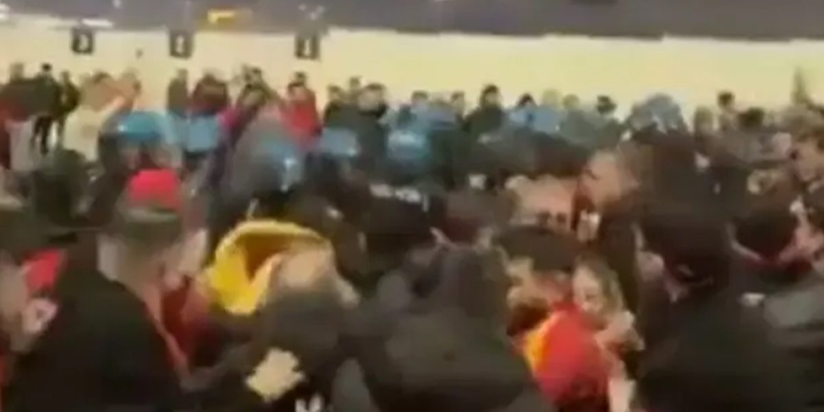 juventus-maci-oncesi-galatasaray-taraftarlarina-italyan-polisi-mudahale-etti-eczz.jpg - RevistaPolitica