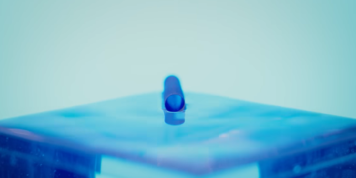 material-nave-nescufundabile.png - RevistaPolitica