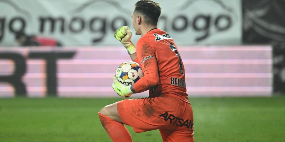 rapid-bucuresti-petrolul-ploiesti-superliga-superbet-6022026-3.jpg - RevistaPolitica