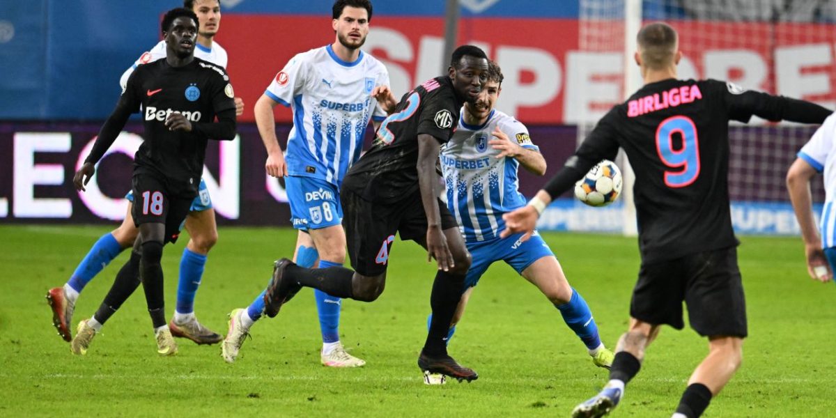 universitatea-craiova-fcsb-superliga-superbet-15022026-1.jpg - RevistaPolitica